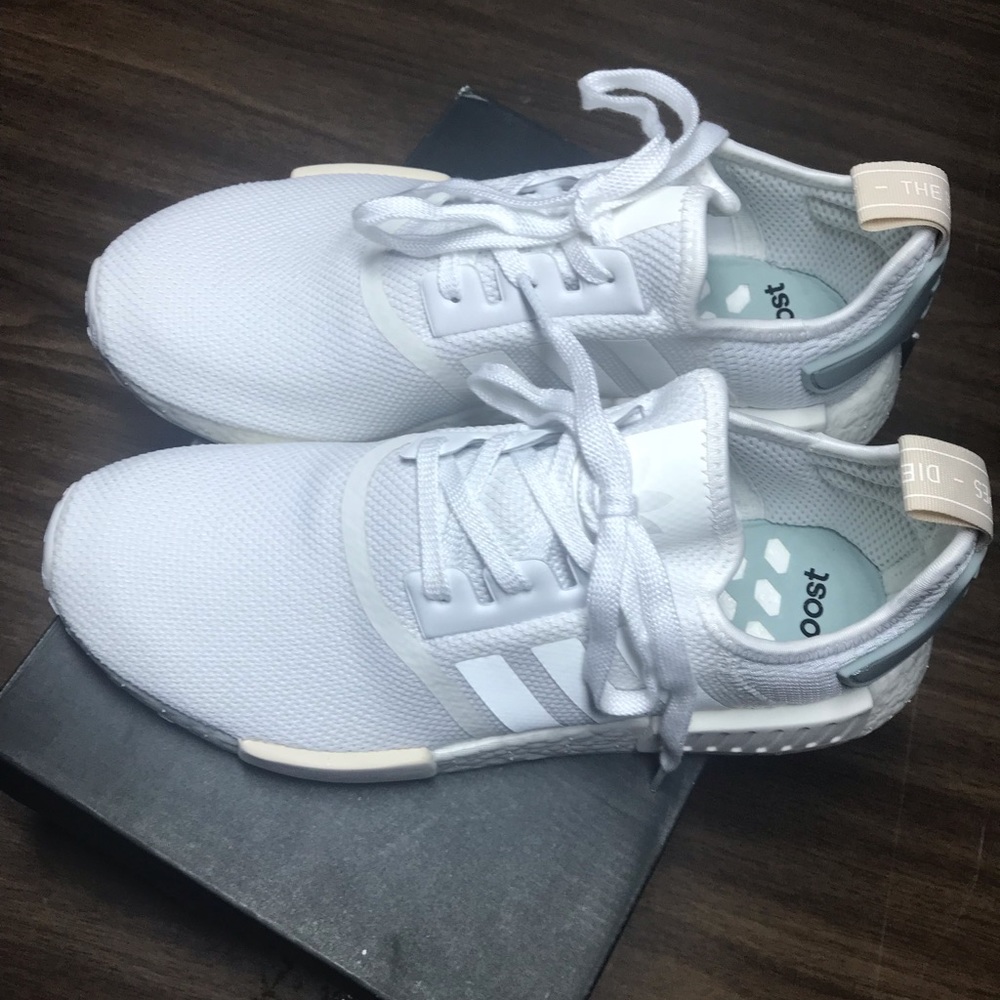 Adidas NMD R1 Boost shoes white/teal/sand